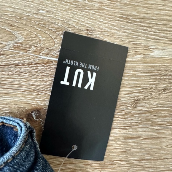 Kut From the Kloth Women’s Amy Crop Straight Leg Medium Wash Denim Sz 18W NWT - Picture 2 of 10